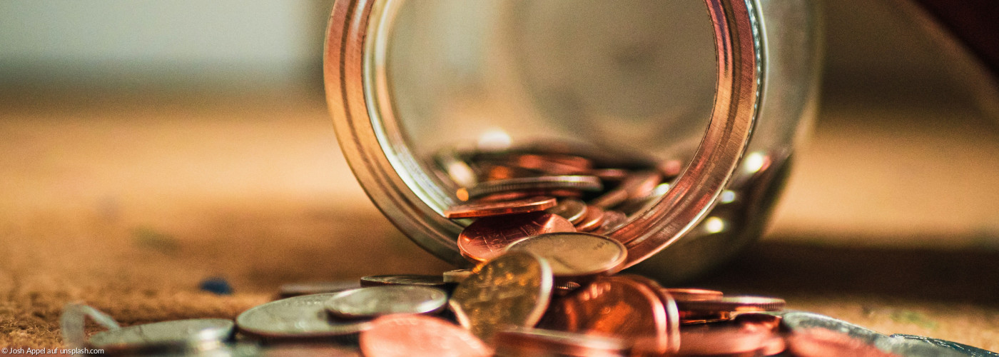 Glas mit Geld